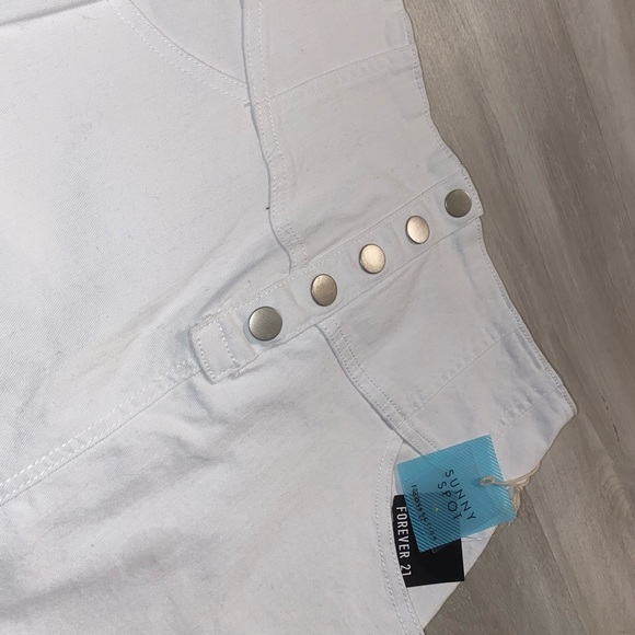 White Skirt - Picture 5 of 10